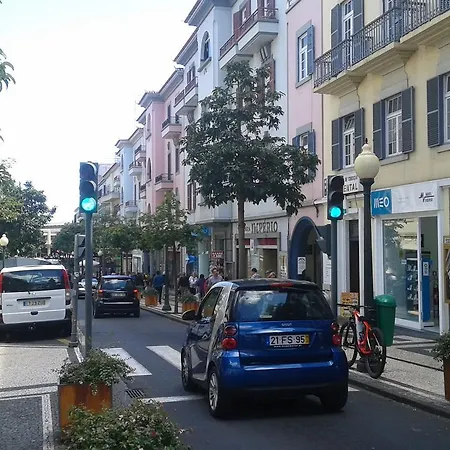 Madeira Downtown בית הארחה *