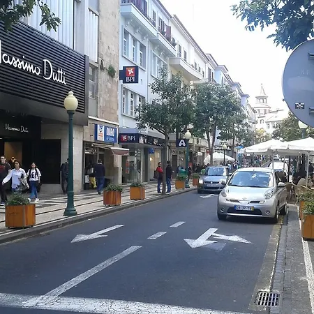 Madeira Downtown בית הארחה