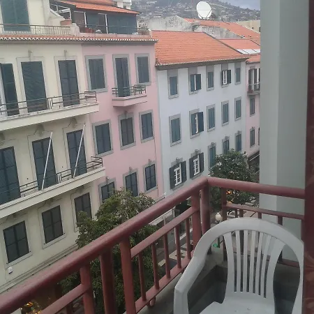 Madeira Downtown פונשל