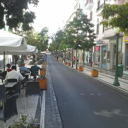 Madeira Downtown פונשל