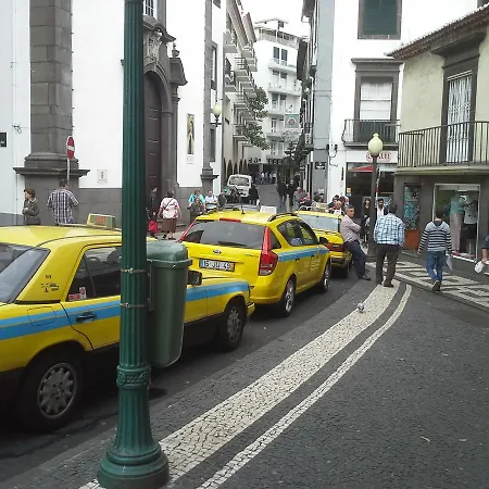 בית הארחה Madeira Downtown