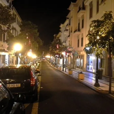 Madeira Downtown בית הארחה פונשל
